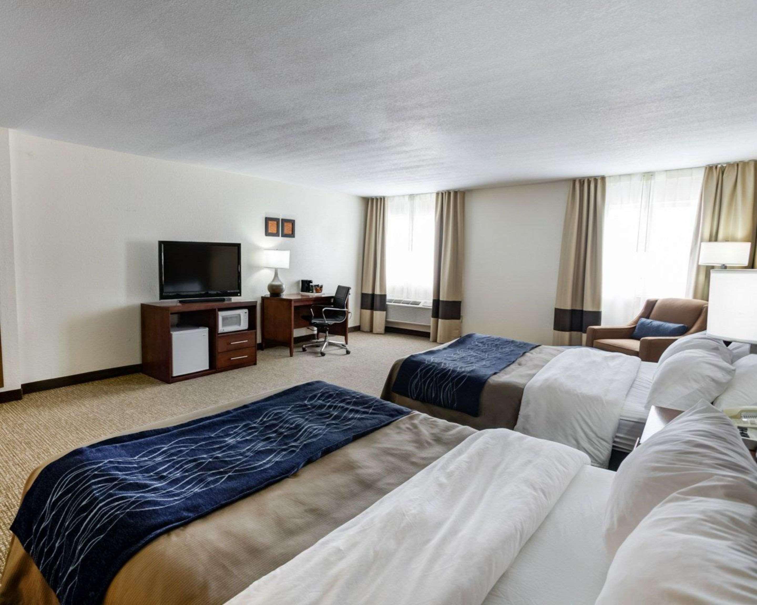 Comfort Inn Kearney - Liberty Bagian luar foto
